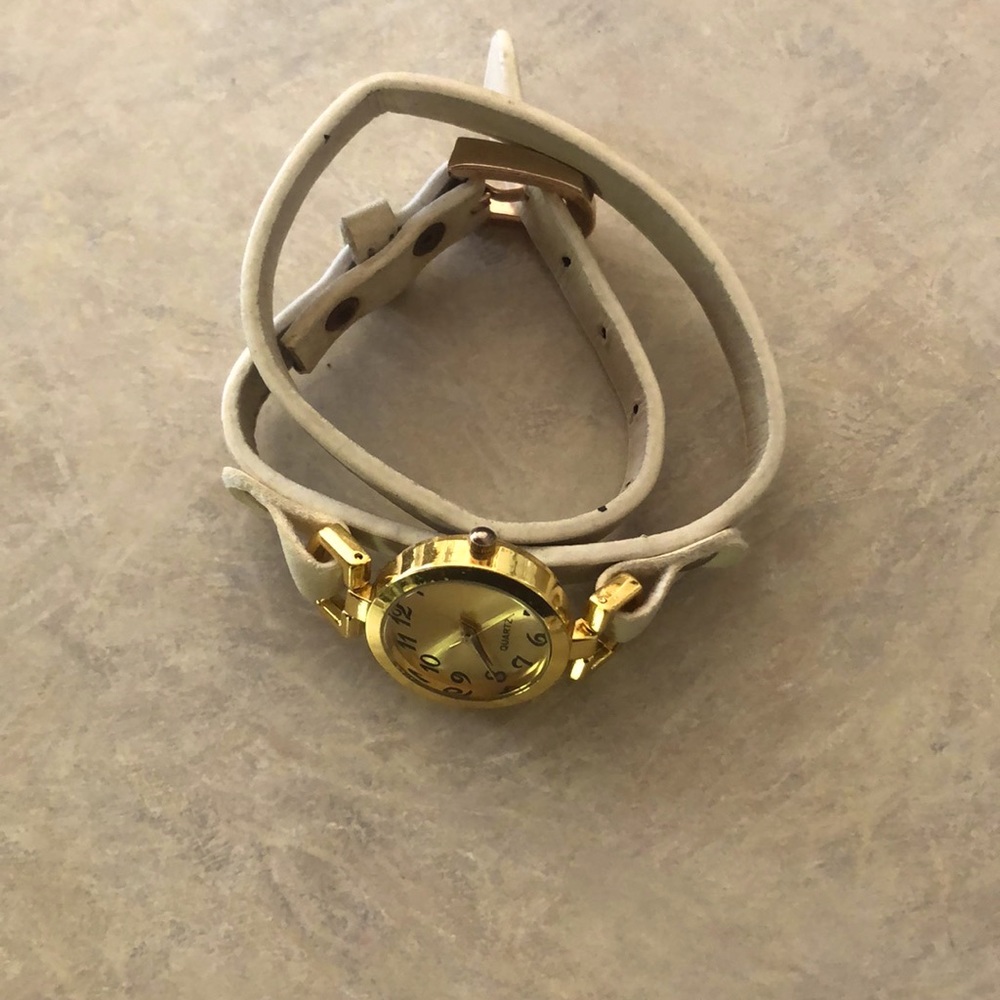Watch - Picture 1 of 1